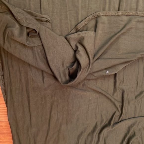 Women's Forever21 Hunter Green Olive Sleeveless Maxi Dress w/ Two Leg Slits - Picture 3 of 7